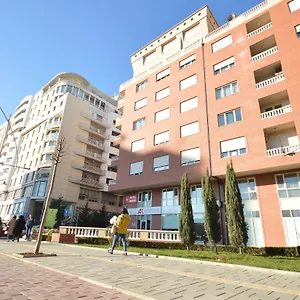 Oresti Center Otel Tiran